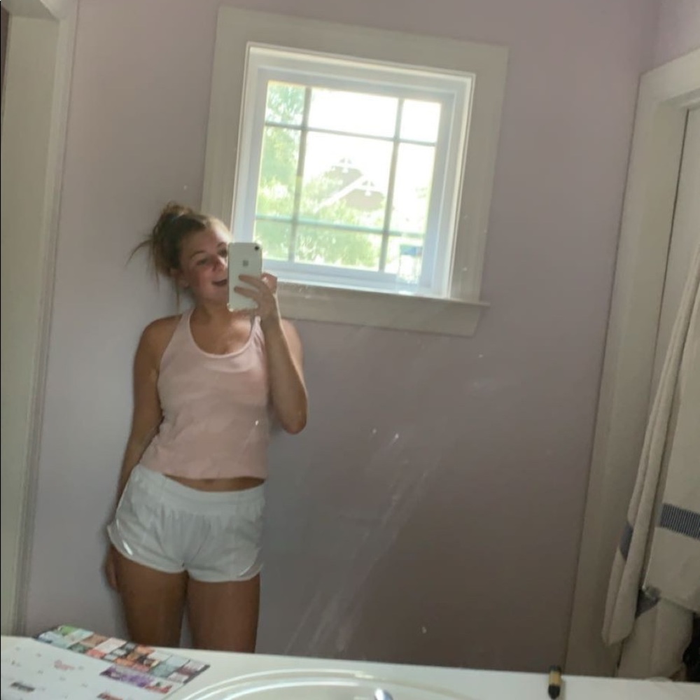 White lululemon shorts